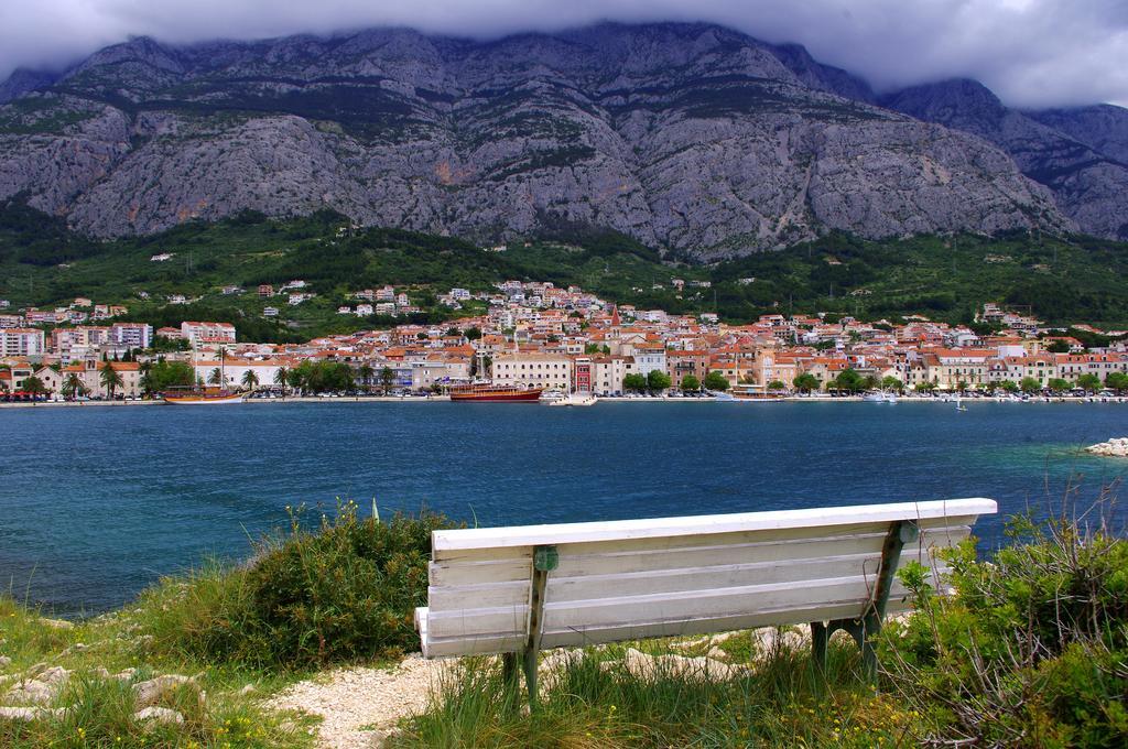 Apartments Lux Makarska Buitenkant foto