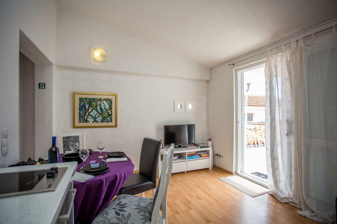 Apartments Lux Makarska Buitenkant foto