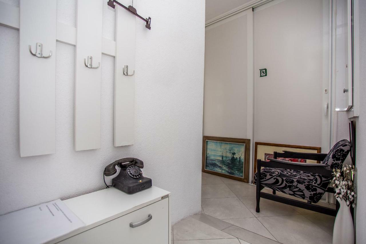Apartments Lux Makarska Buitenkant foto